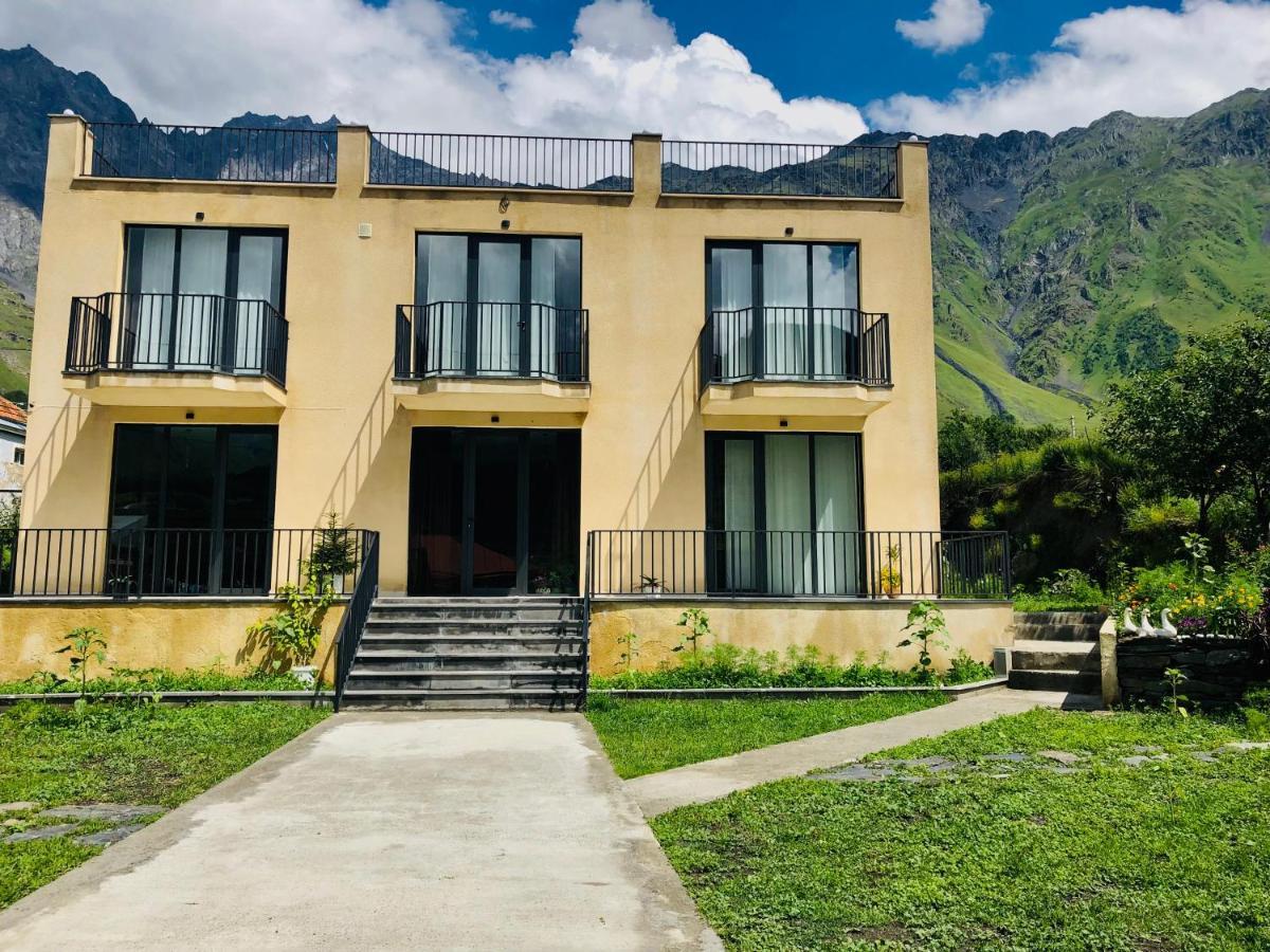 Hotel Horizon Kazbegi Екстериор снимка