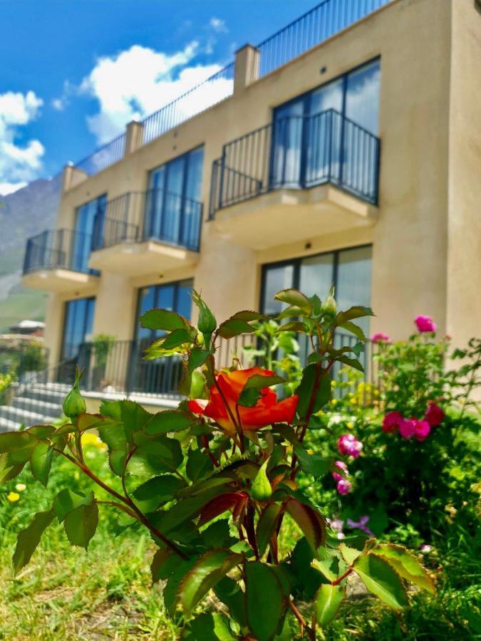 Hotel Horizon Kazbegi Екстериор снимка
